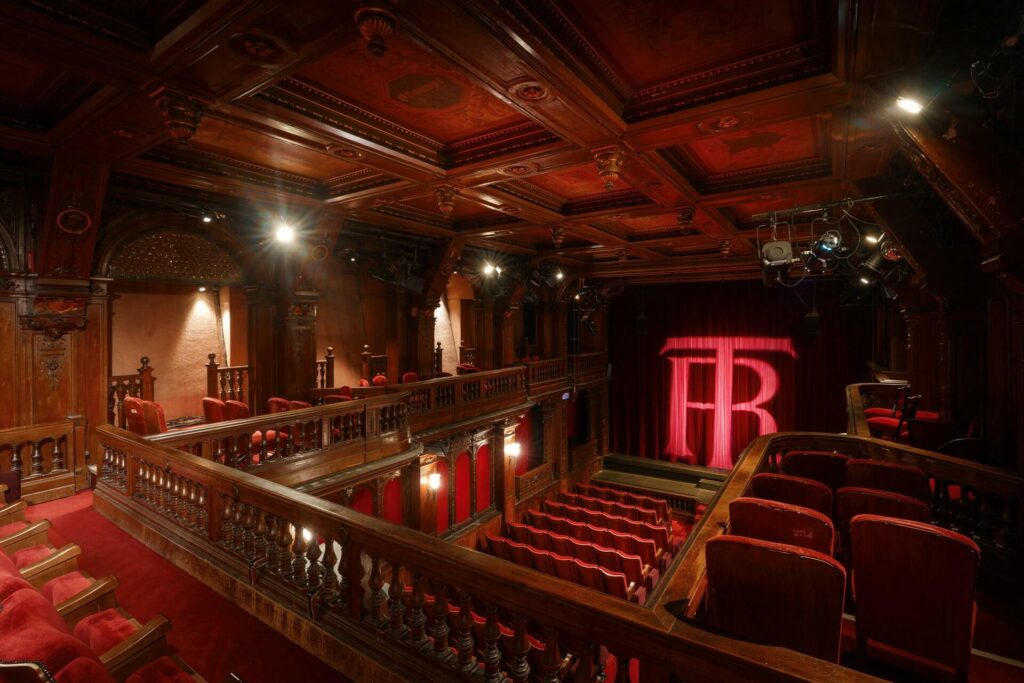 Histoire & visite virtuelle - Théâtre Le Ranelagh Paris